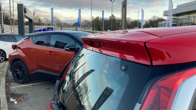 Toyota Aygo 1.0 VVT-i X-Play 5dr x-shift Petrol Hatchback